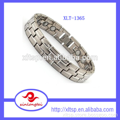fashion jewelry wholesale titanium bracelet magnet with gold plated